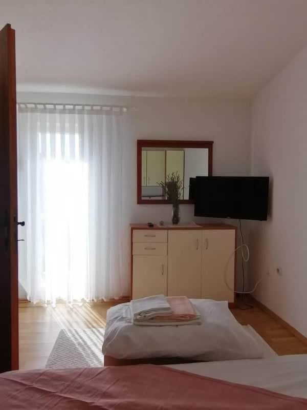 Apartment Krmpotic Vir Exterior foto
